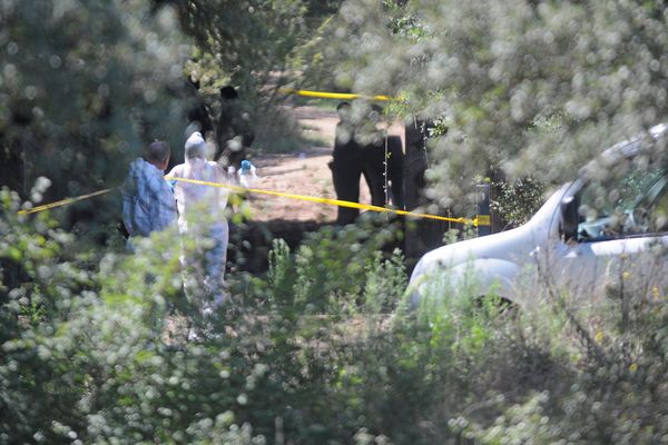 Nîmes - la police sur les lieux du drame où le coprs carbonisé de Badre Fakir a été retrouvé - septembre 2015.