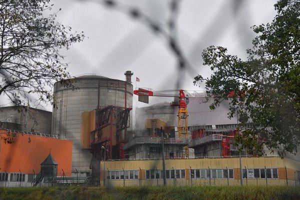 Photo archives de la centrale de Chinon (Indre et Loire). 