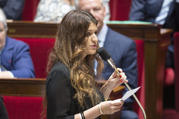 Marlene Schiappa, secrétaire d'Etat chargée de l'Egalité entre les hommes et les femmes lors des questions au gouvernement dans l'hémicycle de l'Assemblée Nationale. Paris, 05 juillet 2017