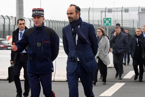 Edouard Philippe au terminal ferry de Dunkerque en novembre dernier.