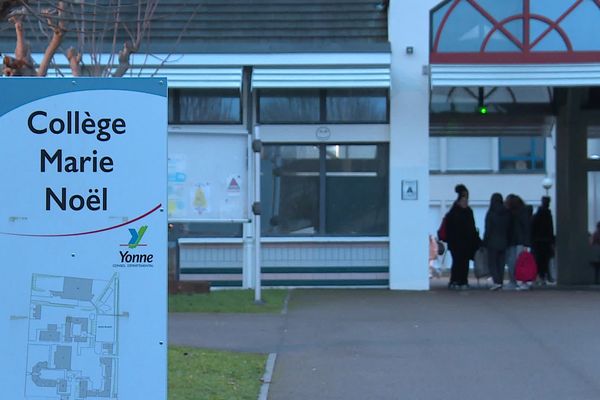 Ce samedi 14 décembre 2024, le collège Marie-Noël, à Joigny (Yonne) a reçu des menaces de nature terroriste