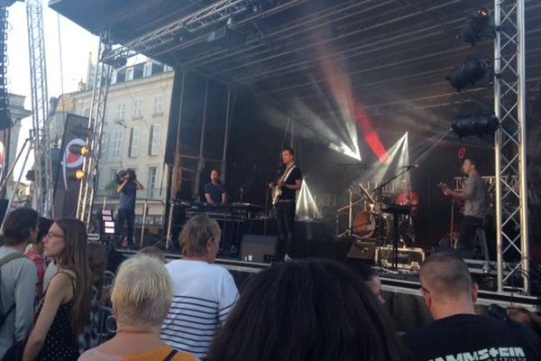 Kim Tim sur le podium de la Place Leclerc à Poitiers (image d'archive).