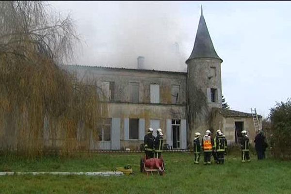 Incendie au Château de Chaillonais à Saujon (17)