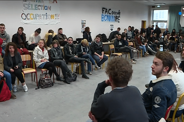 Début avril 2018, une salle de cours a été occupée jour et nuit à l'Université de Bourgogne