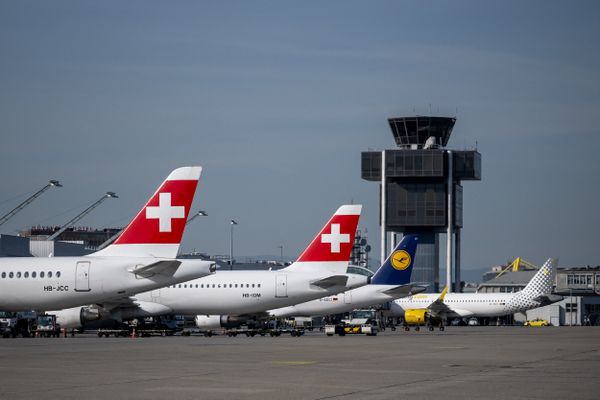 Avions stationnés sur le tarmac de l'aéroport de Genève, le 4 mai 2023 (image d'illustration).