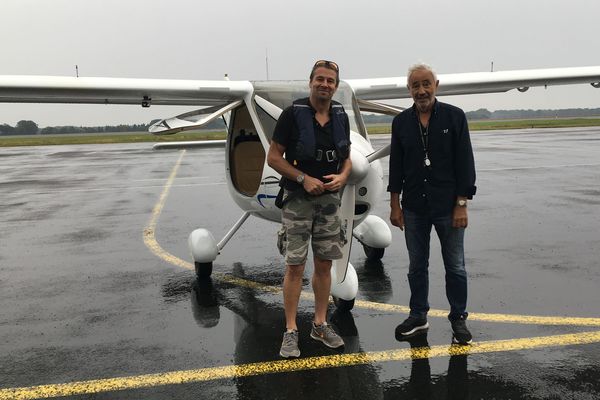 Jean Eudes Dubois et Daniel Gasselin sont des passionnés d'aviation.