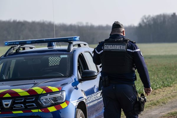 Une jeune femme de 26 ans est décédée après une sortie de route en tracteur. Sur place, les pompiers, la gendarmerie et le Smur n'ont pas réussi à la réanimer. Image d'illustration.