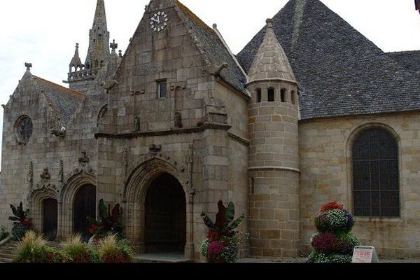 Eglise saint-Efflam à Plestin-les-Grèves (22)