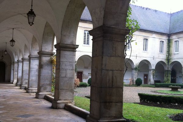 Dans la cité doloise, le tribunal de grande instance a fermé ses portes fin 2010. 