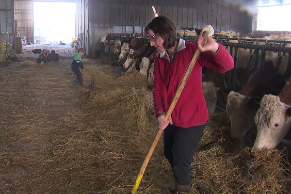 Cette agricultrice du Puy-de-Dôme n'a pas pu se rendre sur un lieu de manifestation, mais soutien le mouvement.