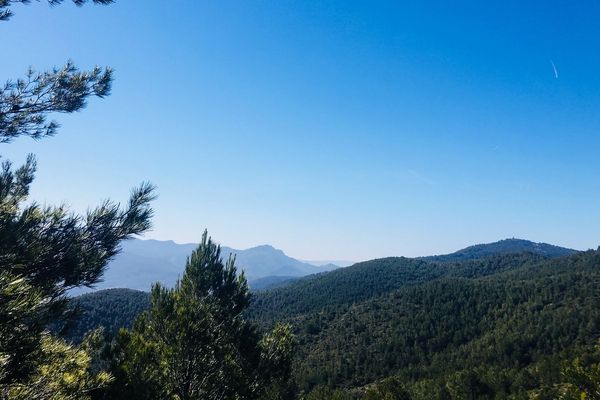 la semaine de la randonnée en Provence propose pour la 6ème édition une découverte des massifs du département.