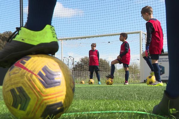 Les enfants handicapés peuvent jouer au foot sans craindre le jugement ni la mise à l'écart.