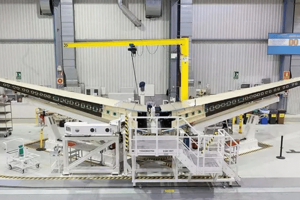 L'usine de Puerto Real (Espagne) était chargée notamment de la production des caissons latéraux des stabilisateurs horizontaux des familles A350 et A330.