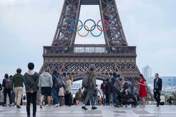 Le plan B concerne un défilé des athlètes sur le pont d'Iéna, entre la Tour Eiffel et le Trocadéro.