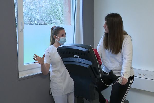 Des soins adaptés dans l'unité spéciale du CHU de Rennes, pour les malades souffrant de Covid long.