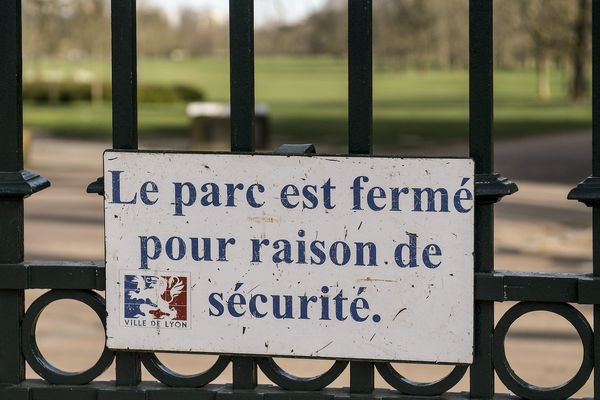 Le parc de la Tête d'or, à Lyon, est également fermé. 