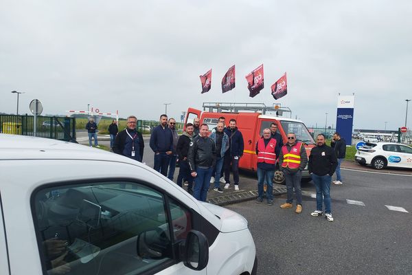 Un barrage filtrant a été mis en place ce mercredi 19 juin au matin, devant deux entrées de la centrale nucléaire.