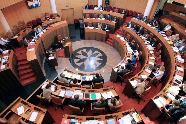 Lors de l'ouverture de la session de l'Assemblée de Corse, ce jeudi 25 avril, Jean-Guy Talamoni, son président, a critiqué Emmanuel Macron.