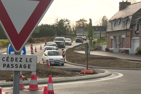 Le 13 novembre 2024, des ouvriers qui travaillaient à l'aménagement de ce rond-point ont été victimes de menaces de mort.