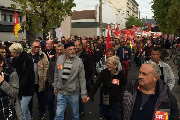 Les fonctionnaires manifestent à Clermont-Ferrand. Photo d'archives.