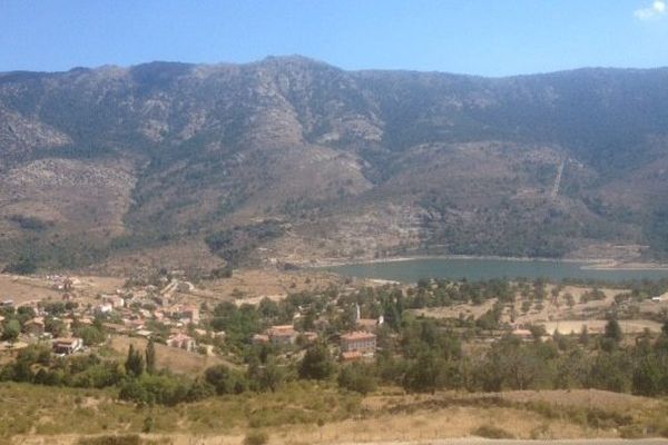 Plus aucune habitations de la commune de Calacuccia (Haute-Corse) n'est alimentée en eau depuis jeudi après-midi.