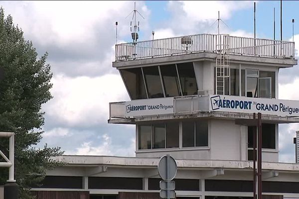 L'aéroport de Bassillac pourrait continuer de fonctionner malgré l'arrêt de la ligne Périgueux-Paris