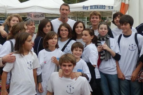 Alain Bernard à Savigny-lès-Beaune le 20 octobre dernier, a rencontré les membres du Cercle Nautique Nuiton