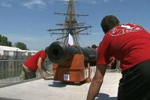 De l'approche au levage, la manoeuvre est entièrement manuelle