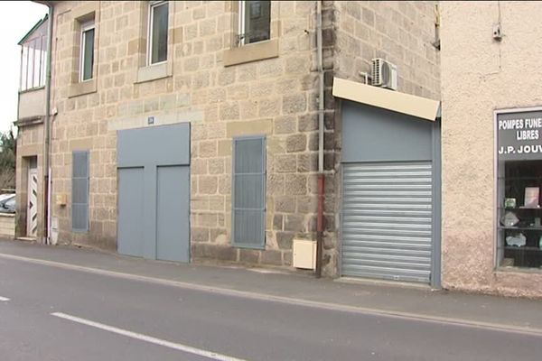 Le VIP devait ouvrir au 39 de l'avenue Pompidou à Brive, jouxtant le cimetière Thiers et le magasin de pompes funèbres