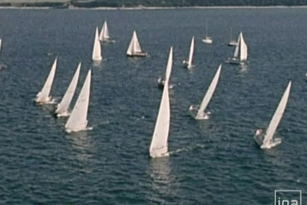 La première édition de la Solitaire du Figaro, appelée Course de l'Aurore à l'époque, a eu lieu en 1970.