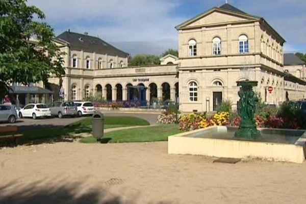 Les Thermes de Néris-les-Bains, dans l'Allier, avaient dû fermer leurs portes entre juillet et novembre 2013, après la découverte de germes pathogènes dans l'eau. 