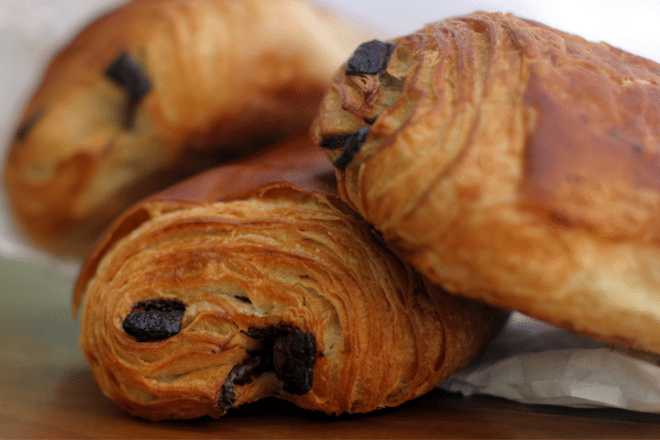 On a demandé à l'intelligence artificielle Chat GPT la différence entre pain et chocolat et chocolatine