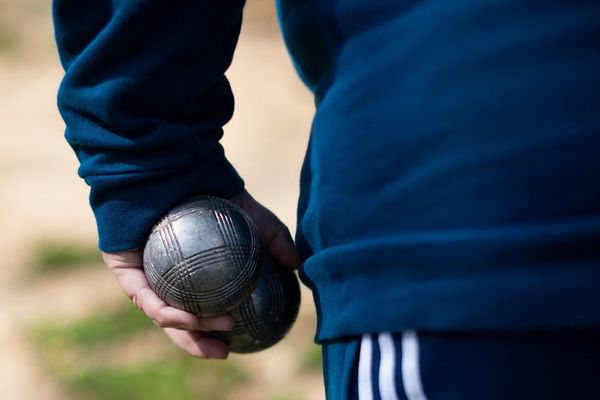 Un joueur de pétanque a été verbalisé en Haute-Loire pour n'avoir pas respecté le confinement lié à l'épidémie de coronavirus. Photo d'illustration.