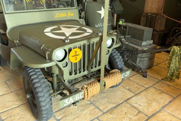 A Ménil-aux-Bois dans la Meuse, depuis 30 ans, l’entreprise Jeepest restaure des Jeep, Dodge ou GMC. Ici une Jeep Willys.