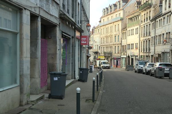 Une jeune femme de 20 ans, la victime d'un nouveau féminicide en France. Le drame s'est produit en centre-ville dans le quartier Battant.