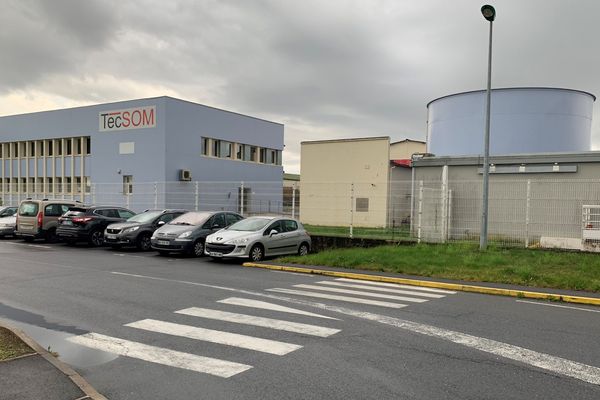 Les locaux de Tecsom, dans la zone industrielle de Glaire, près de Sedan.