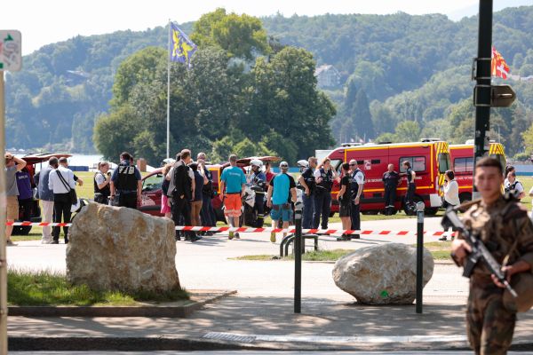 L'attaque au couteau a fait six blessés, dont quatre enfants et un adulte hospitalisés en urgence absolue.