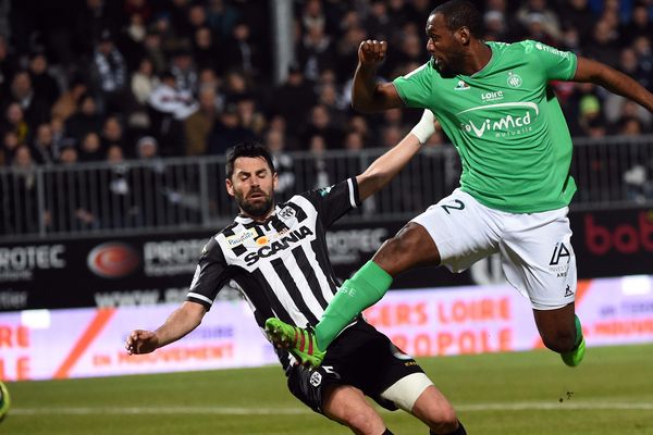 LIGUE 1 SCO ANGERS CONTRE L ASSE AS SAINT-ETIENNE AU STADE JEAN BOUIN  - KEVIN THEOPHILE CATHERINE