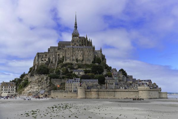 Le Mont-Saint-Michel sera le point d'orgue du passage de la flamme olympique dans la Manche.