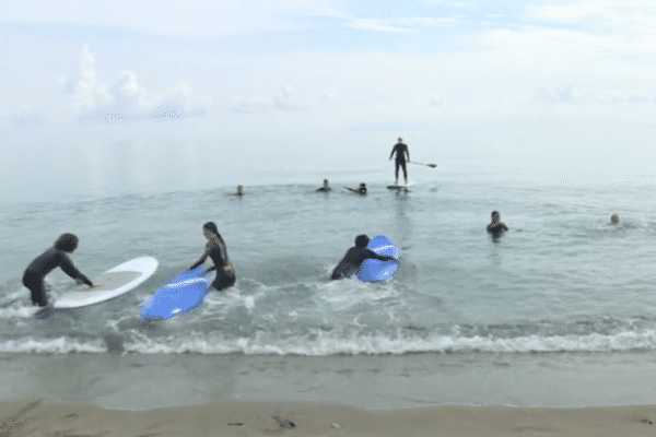 Sauvetage en mer au programme du troisième jour des vacances sportives, pour les jeunes de la communauté d'agglomération de Bastia.