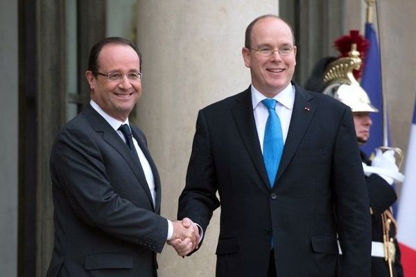 La dernière rencontre officielle entre François Hollande et Albert II à l'Elysée en décembre 2012 