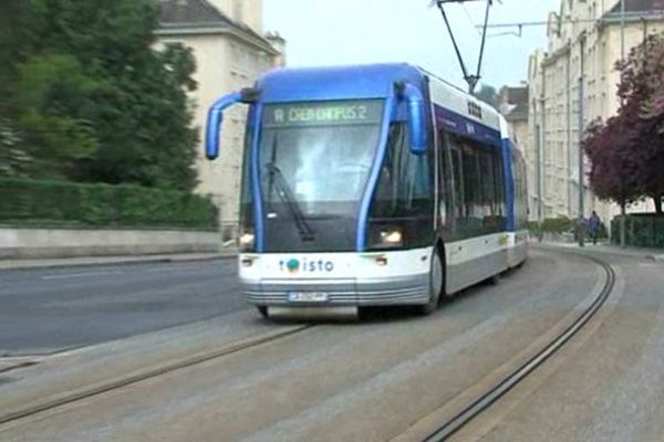 La ligne de tramway sur pneus doit s'arrêter fin 2017.