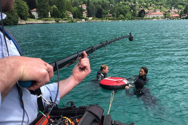 Sabine a rencontré Stéphane Tourreau au Lac d’Annecy pour une initiation à l’apnée