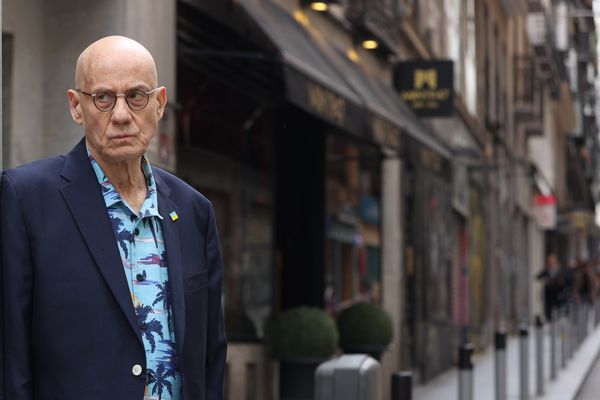 James Ellroy souhaite visiter des librairies de province.