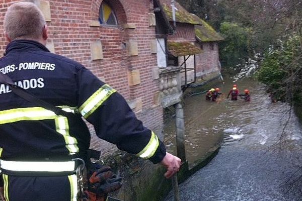 La Dives, à Mézidon-Canon, où a disparu le jeune homme le 10 mars 2013