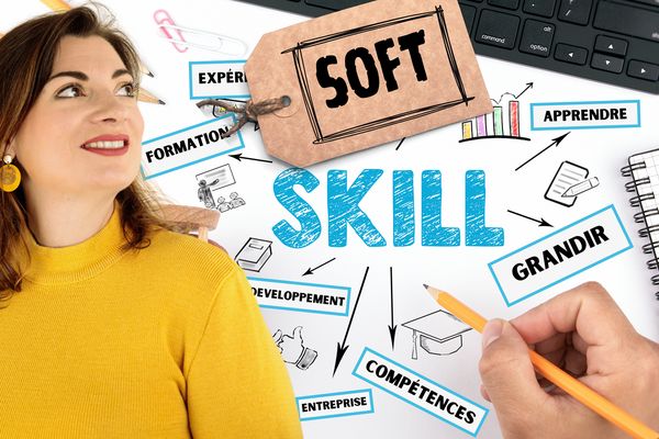 Les soft skills sont des compétences opérationnelles qui permettent de s'adapter plus facilement aux changements. S'en servir tous les jours permet de monter en compétences et de se déployer.