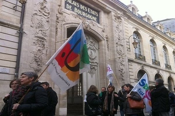 Les fonctionnaires étaient dans la rue jeudi 31 janvier 2013 à l'appel de trois syndicats. Ils voulaient faire part au gouvernement de leur "impatience".