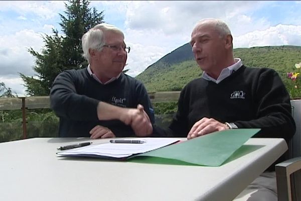 Les présidents des ligues d'Auvergne et de Rhône-Alpes de golf ont signé un convention pour s'adapter à la nouvelle région.