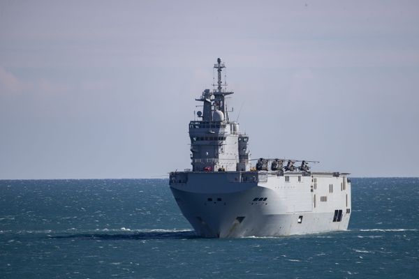 Le porte-hélicoptères amphibie PHA Mistral sera mobilisé pour ces manœuvres militaires.