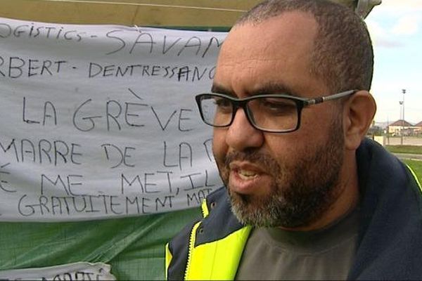 Abdelillah Dati, chauffeur routier observant une grève de la faim 